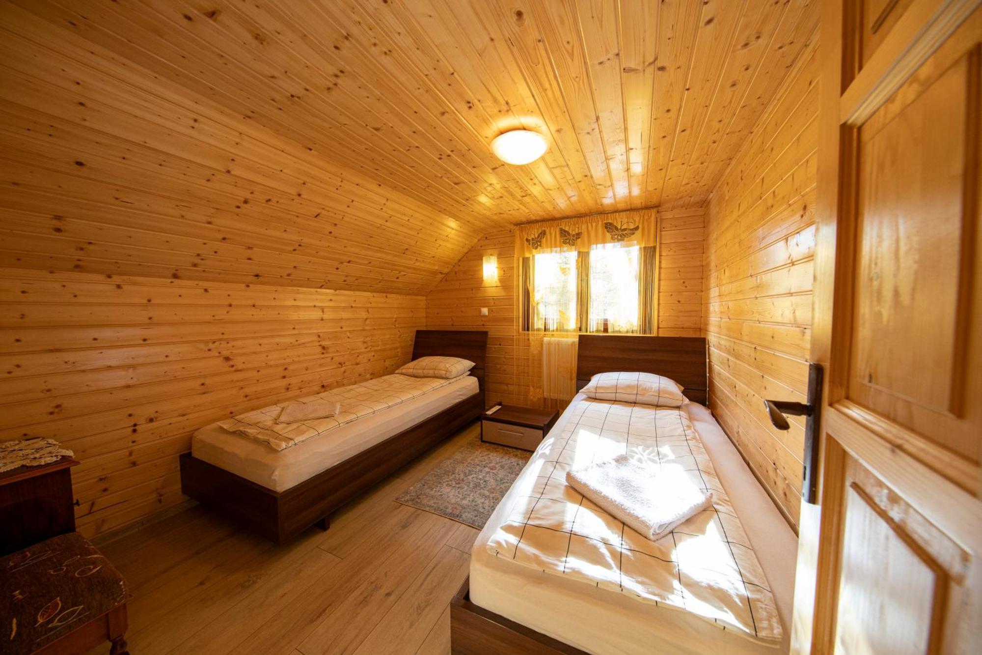 Cabana Adrienne Izvoru Mureşului Exteriér fotografie