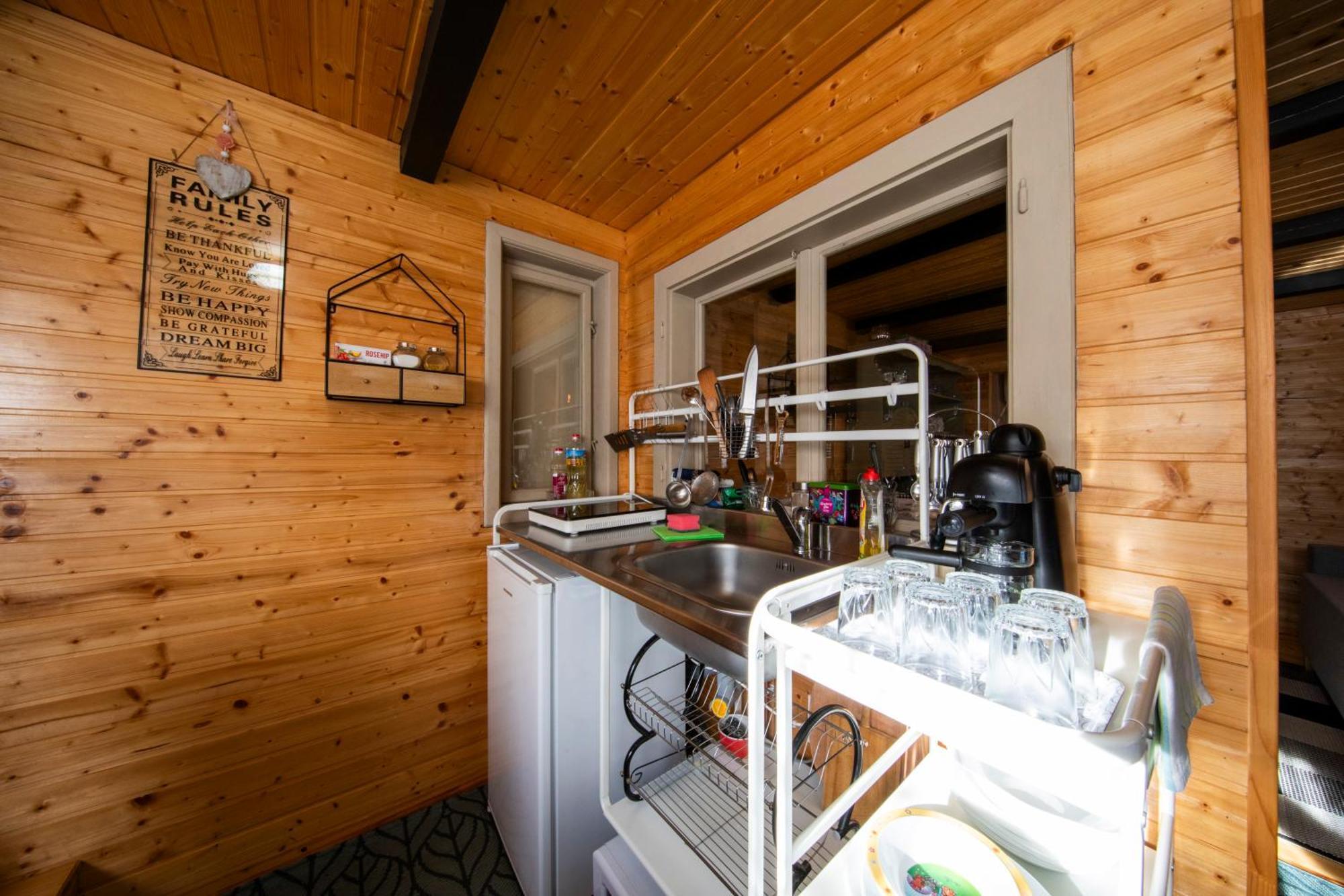 Cabana Adrienne Izvoru Mureşului Exteriér fotografie