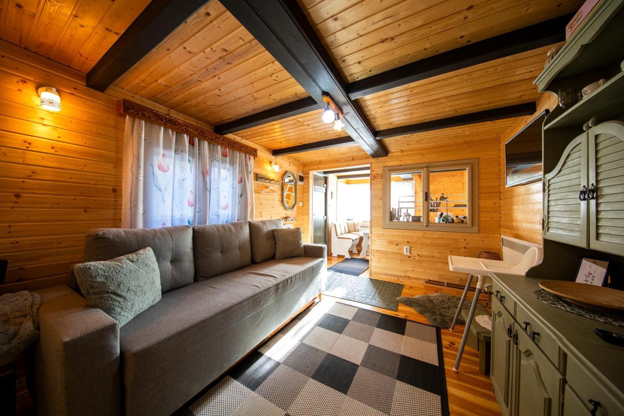 Cabana Adrienne Izvoru Mureşului Exteriér fotografie